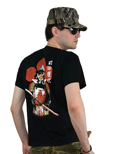 мужская футболка с изображением самурайских доспехов и герба клана МАЕДА, сделано в Японии