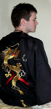 мужской короткий халат кимоно с вышивкой, сделано в Японии