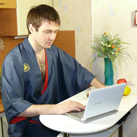 японское мужское шелковое кимоно - эксклюзивная  одежда для дома
