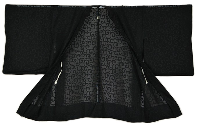 японский традиционный женский шелковый жакет хаори