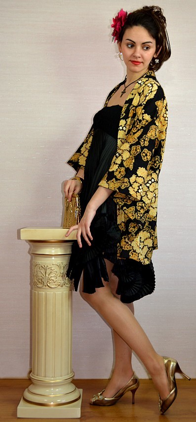 японское традиционное хаори из шелка и коктейльное платье