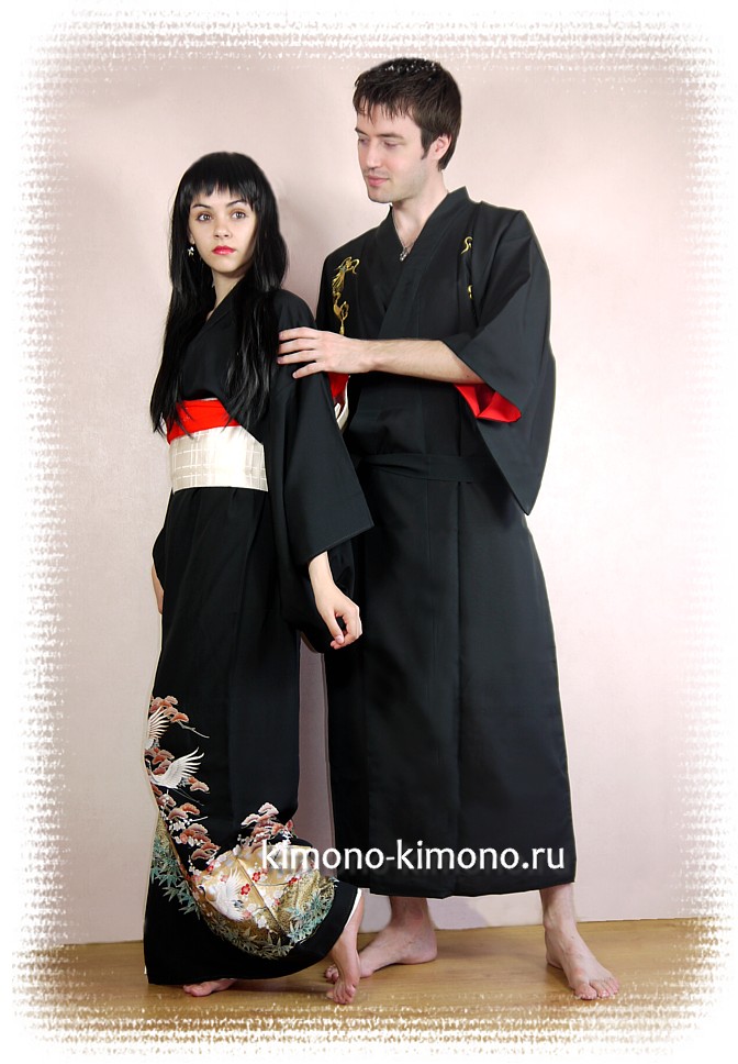 японское винтажное черное шелковое женское кимоно