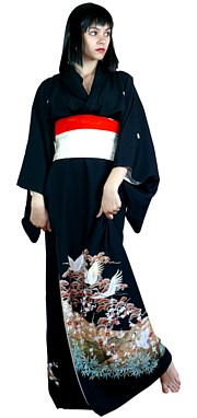 черное шелковое японское кимоно, 1950-е гг. 