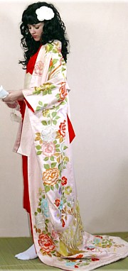 винтажная одежда: шелковое японское кимоно с вышивкой