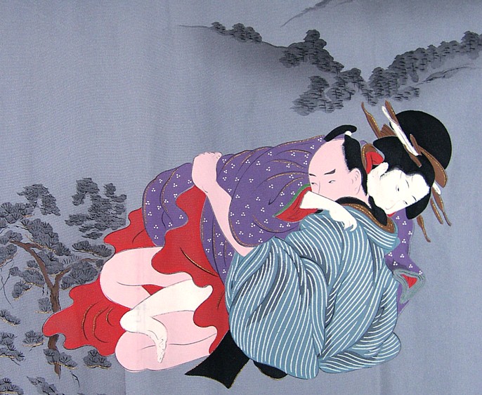 рисунок на японском мужском шелковом кимоно в виде эротической сцены