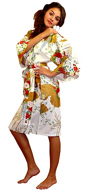 японский халатик- кимоно, женская одежда для дома