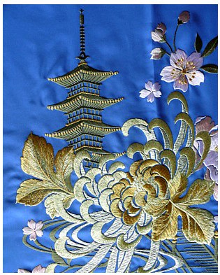 деталь вышивки на японском кимоно