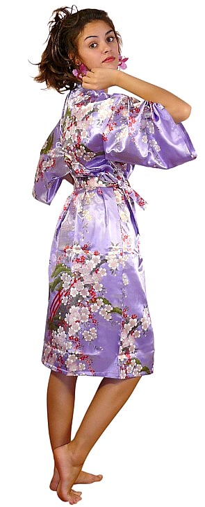 женский халатик-кимоно - стильный подарок девушке