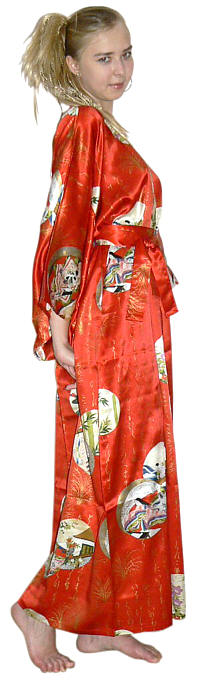японское кимоно из шелка - женский халат в японском стиле