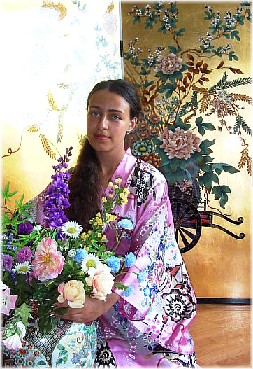 шелковый женский халат-кимоно